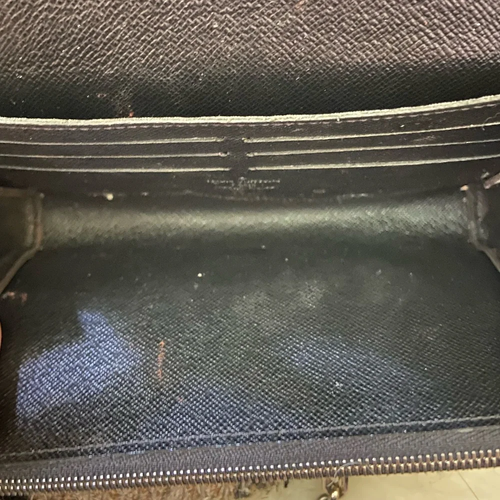 Louis Vuitton Limited Edition Kabuki Chain Wallet - Picture 11 of 16